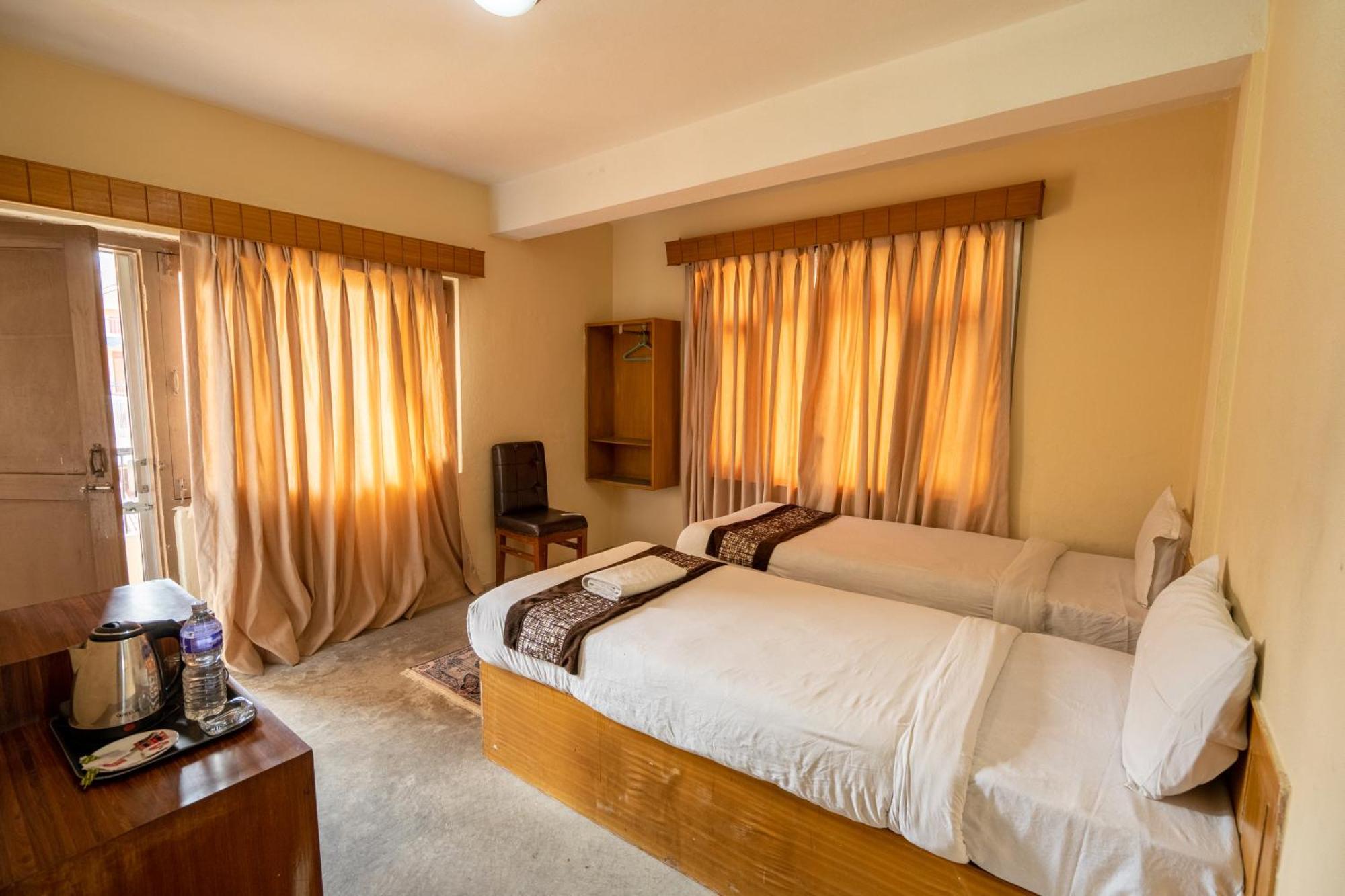 Hotel Nana Kathmandu Exterior photo